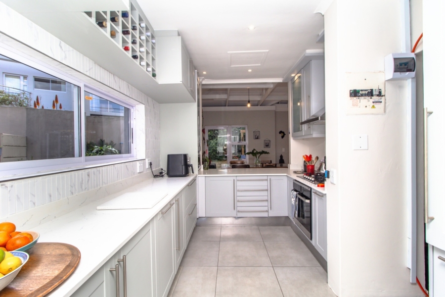 3 Bedroom Property for Sale in West Beach Western Cape